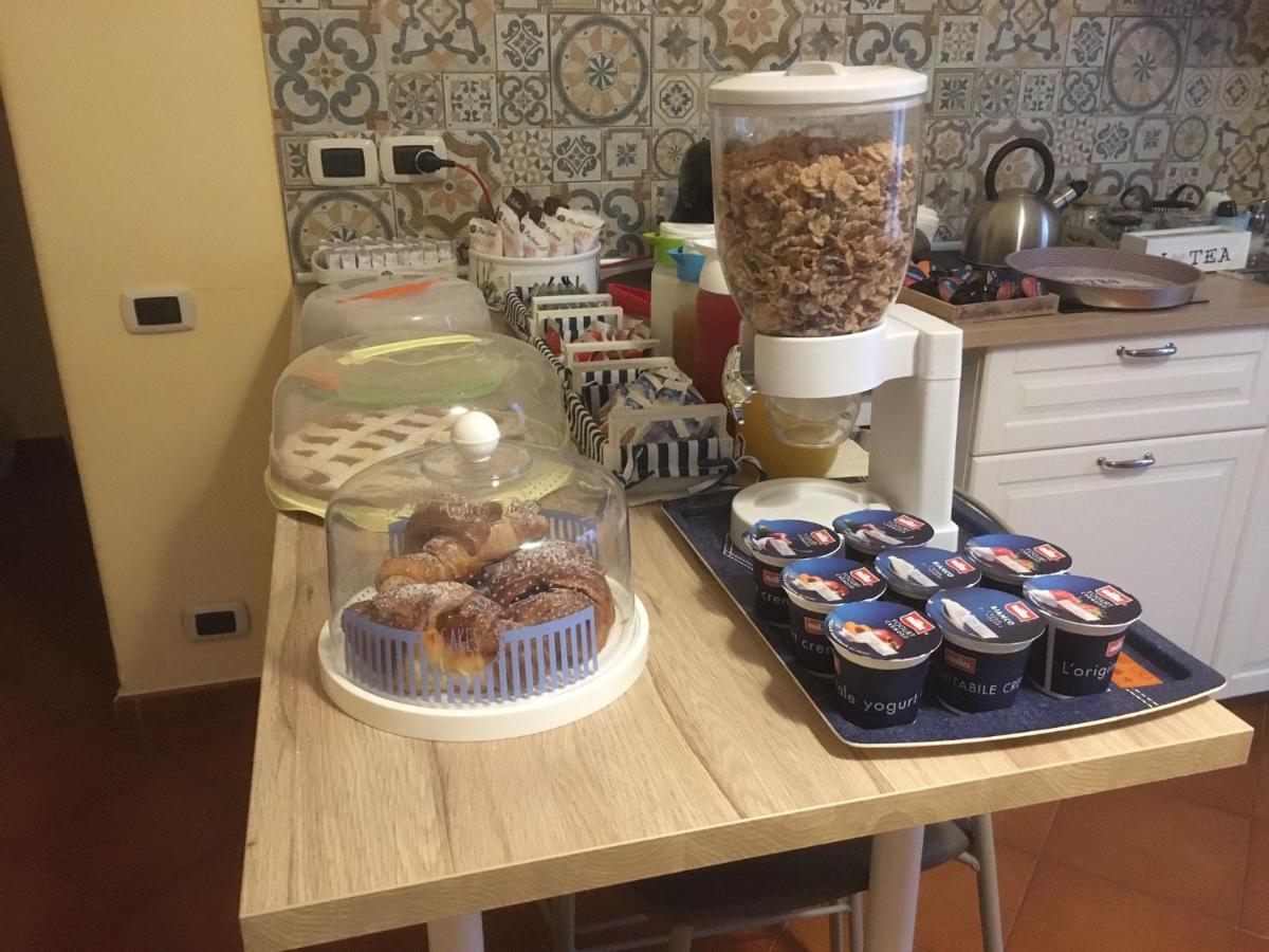B&B Il Faro Salerno Eksteriør billede