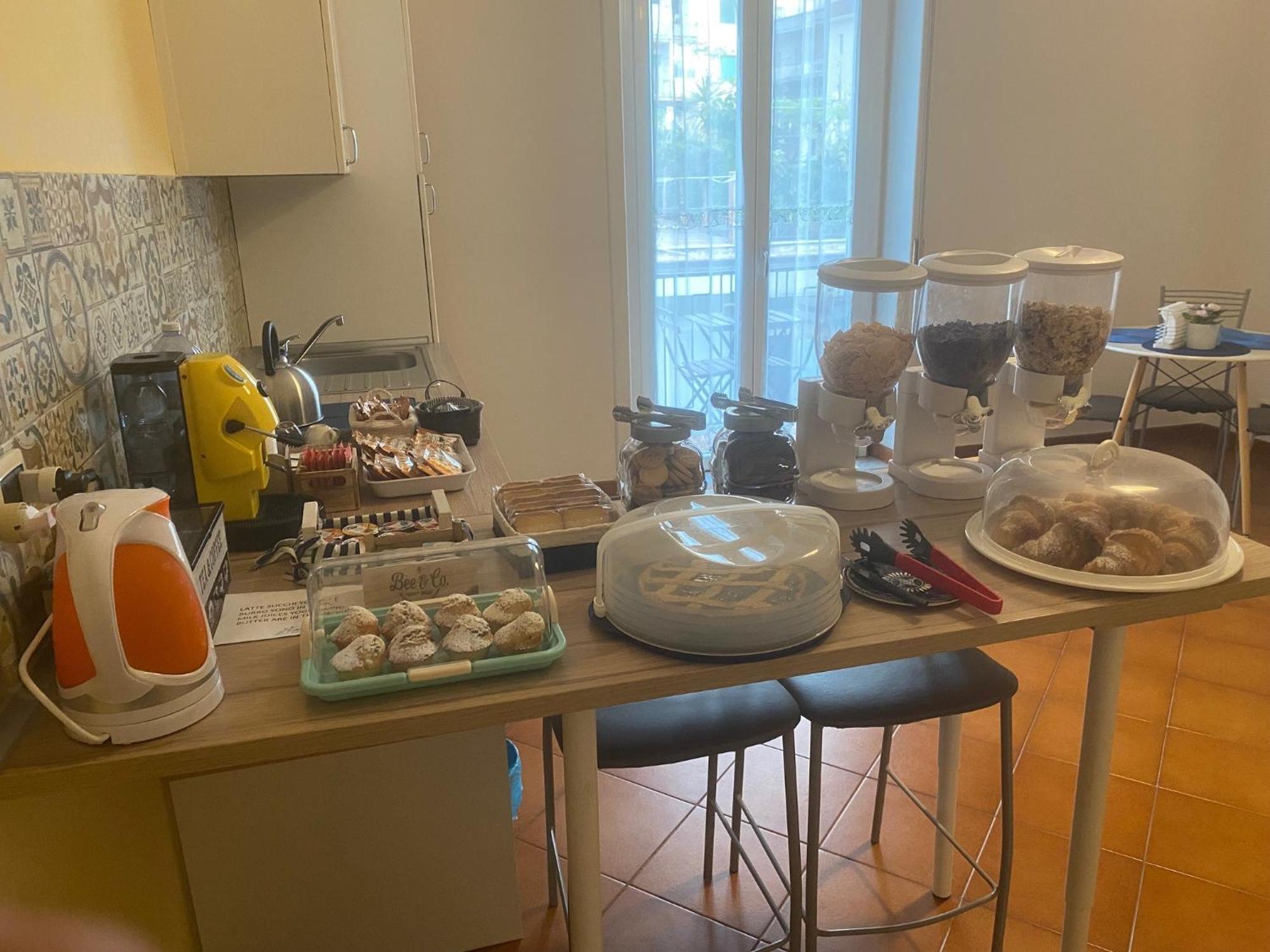 B&B Il Faro Salerno Eksteriør billede